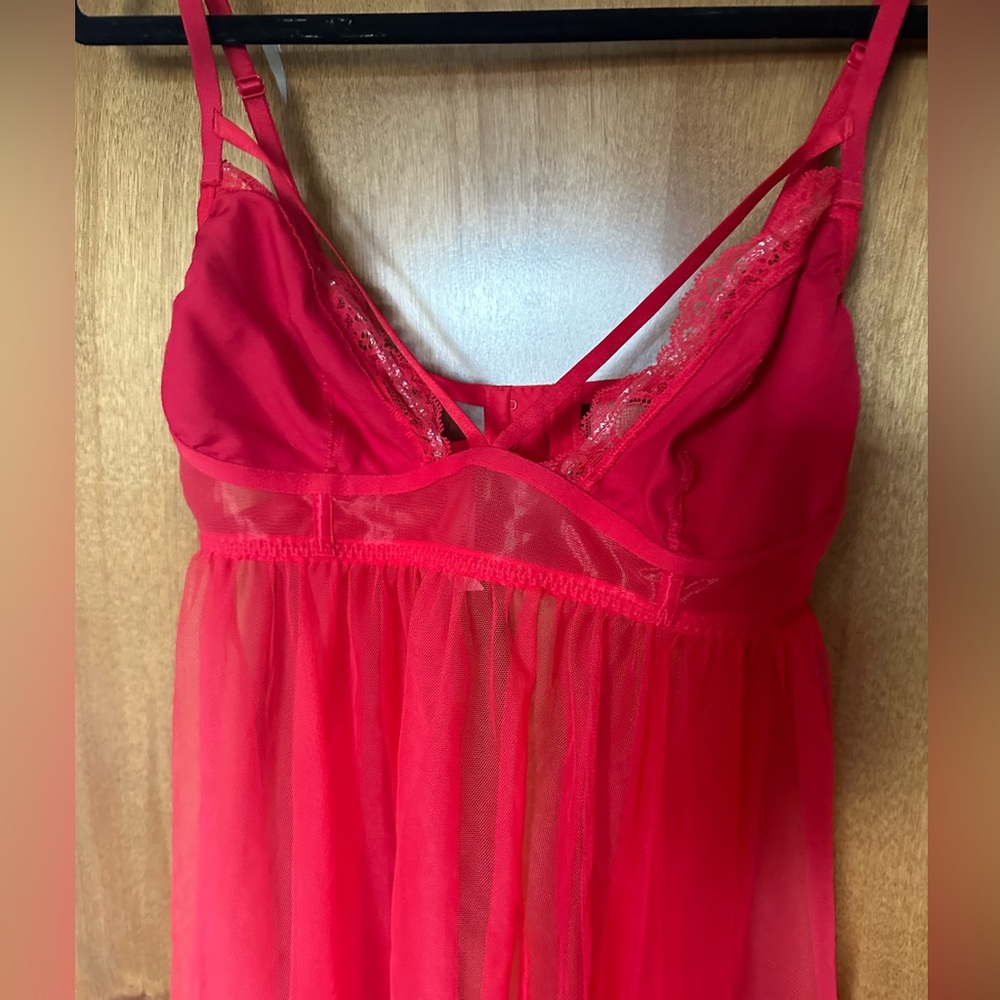 Red sexy babydoll Size L Victoria secret new with tags
